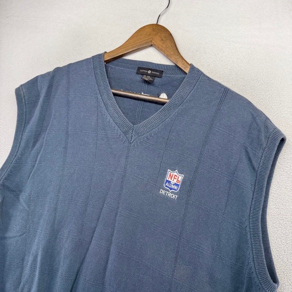 Vintage NFL Sweater Vest men's 2XL Blue Alumni Detroit Embroidered 90s Logo